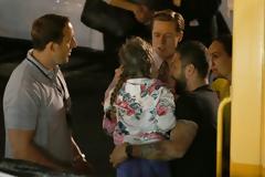 Ο Μπραντ Πιτ έσωσε νεαρή θαυμάστριά του πριν την ποδοπατήσουν