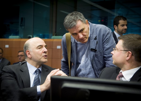 Συμφωνία με αστερίσκους στο Eurogroup - Φωτογραφία 1