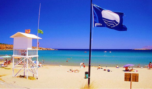 Γαλάζιες Σημαίες 2016: Διαβάστε αναλυτικά και τις 430 παραλίες - Φωτογραφία 1
