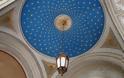 Απίστευτο! Τι υπάρχει στην οροφή της Εκκλησίας της Αγίας Ειρήνης στην Αθήνα; [photo]
