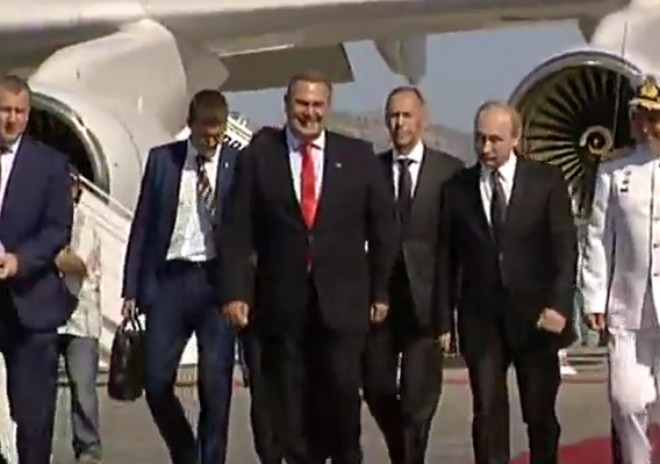 Έφτασε στην Αθήνα ο Πρόεδρος της Ρωσίας - Live - Φωτογραφία 4