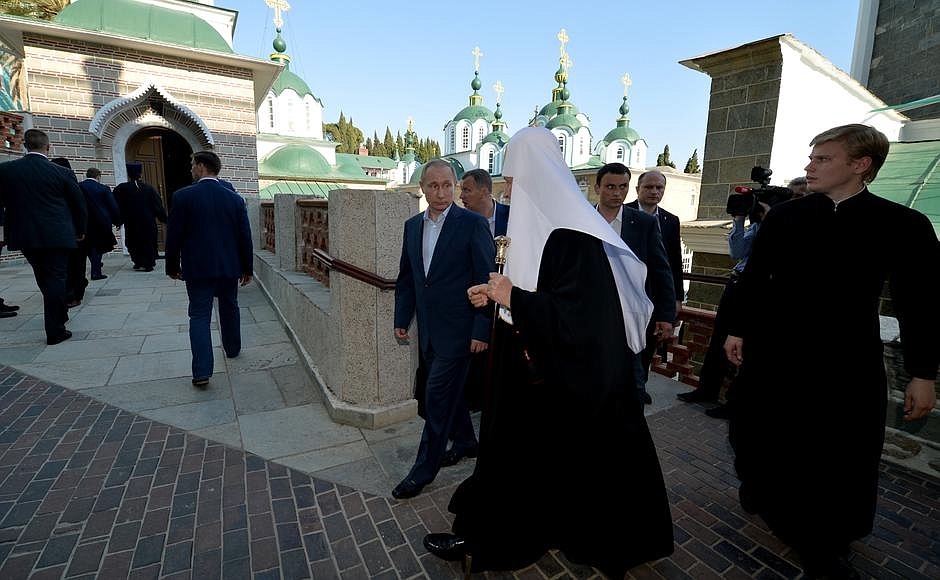 40 συγκλονιστικές φωτογραφίες που ανέβασε το Κρεμλίνο από την επίσκεψη Πούτιν στο Αγιο Ορος [photos] - Φωτογραφία 15