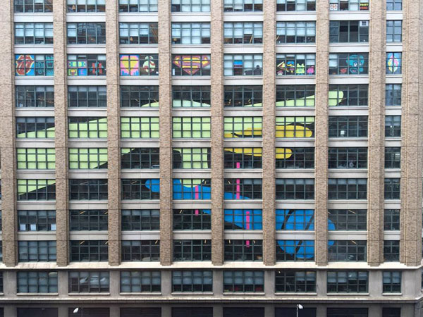 Ο “πόλεμος” των Post-it στα παράθυρα δύο εταιρειών! - Φωτογραφία 10