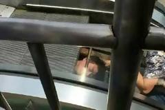 Κυλιόμενη σκάλα «ρούφηξε» άνδρα στην Κίνα! Βίντεο ΣΟΚ!