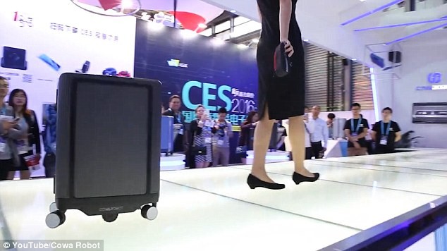 Ρομποτική βαλίτσα «ακολουθεί» μόνη της τον ιδιοκτήτη της! [video] - Φωτογραφία 6