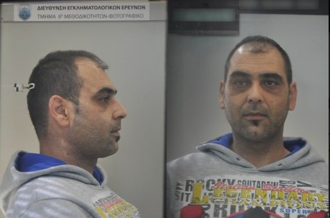 ΟΡΓΗ στη δίκη του παιδεραστή με το βανάκι: Θύματα του πέταξαν μπουκάλια, γρονθοκόπησαν μάρτυρες [photo] - Φωτογραφία 2