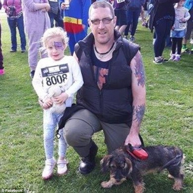 Πα-ΤΕΡΑΣ σκότωσε την 6χρονη κόρη του και τα δυο σκυλιά της γιατί... [photos] - Φωτογραφία 3