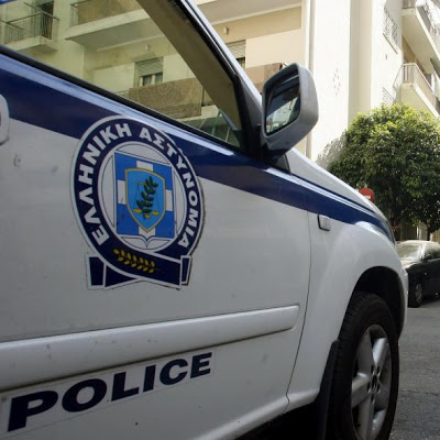 Στρατιωτικός συνελήφθη  στη Θεσσαλονίκη κατηγορούμενος ότι έκαψε το αυτοκίνητο της πρώην φίλης του - Φωτογραφία 1