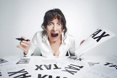 ΦΟΡΟΚΑΤΑΙΓΙΔΑ 30 ΔΙΣ ΕΥΡΩ ΤΟ Β' ΕΞΑΜΗΝΟ