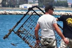 Οι Loutraki Divers καθάρισαν το βυθό στο λιμάνι του Ναυπλίου [photos]