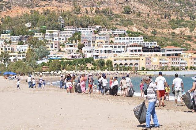 Δήμος Μαλεβιζίου: Καθάρισαν τον βυθό και την παραλία του Φόδελε - Φωτογραφία 2