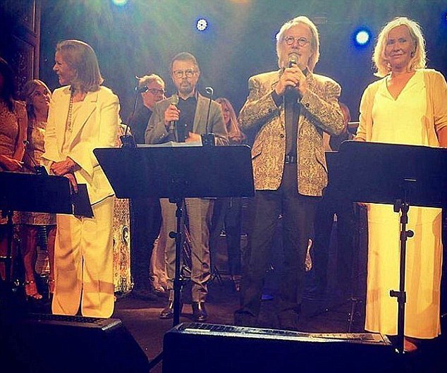Ενώθηκαν ξανά οι ABBA - Δείτε πώς είναι σήμερα... [photos] - Φωτογραφία 2