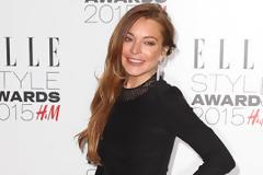 Απίστευτο! Με ποια κάνει παρέα η Lindsay Lohan; [photos]