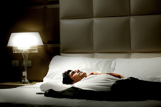 Δεν μπορείτε να κοιμηθείτε σε δωμάτιο ξενοδοχείου; Ορίστε τι να κάνετε... - Φωτογραφία 1