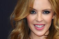 Η πρώτη εμφάνιση της Kylie Minogue μετά τις διακοπές στην Ελλάδα [photos]