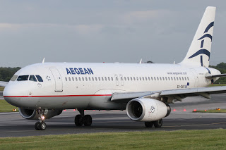 Χαμός σε αεροπλάνο της Aegean Airlines: Το σημείωμα που έκανε τους ΠΑΝΤΕΣ να ΠΑΓΩΣΟΥΝ και... - Φωτογραφία 1