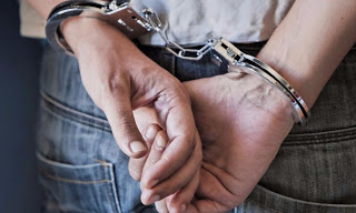 Συνελήφθη 43χρονος που έκλεβε αυτοκίνητα στη Βουλιαγμένη - Φωτογραφία 1