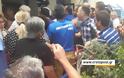 Ετοιμοπόλεμοι οι Κρητικοί έξω από το νοσοκομείο της Ιεράπετρας - Δείτε πώς υποδέχτηκαν τον Πολάκη [video]