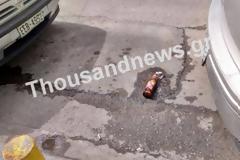 ΠΡΙΝ ΑΠΟ ΛΙΓΟ - Θεσσαλονίκη: Μολότοφ σε κεντρικό κατάστημα εταιρίας κινητής τηλεφωνίας προσπάθησε να ρίξει άγνωστος  [photos]