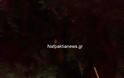 Ναύπακτος: Κεραυνός έπεσε πάνω σε πλατάνι στο Γρίμποβο - Φωτογραφία 3