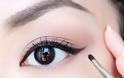 Τα 4 βήματα για τέλεια γραμμή eyeliner
