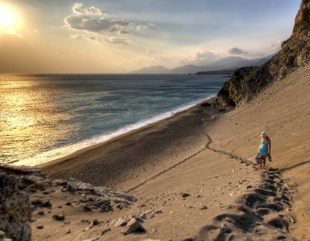 Μια συγκλονιστική παραλία στην Ελλάδα που θα σε κάνει να χάσεις την αίσθηση του χρόνου... [photos] - Φωτογραφία 3