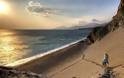 Μια συγκλονιστική παραλία στην Ελλάδα που θα σε κάνει να χάσεις την αίσθηση του χρόνου... [photos] - Φωτογραφία 3