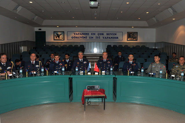 Φωτό από την επίσκεψη του Αρχηγού ΓΕΑ στην Τουρκία - Φωτογραφία 12