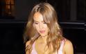Jessica Alba: H girly εμφάνιση της σε βραδινή έξοδο με τις φίλες της [photos]