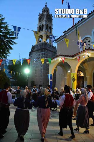 Χοροί της Μικράς Ασίας για την εορτή του Αγίου Πνεύματος στην Πρόνοια Ναυπλίου [photos] - Φωτογραφία 4