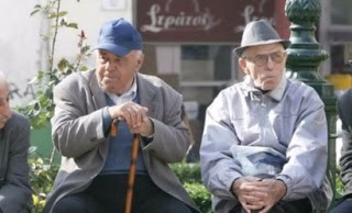 Οι συνταξιούχοι κατεβαίνουν στους δρόμους…διεκδικώντας τους κόπους μιας ζωής - Φωτογραφία 1