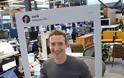 Ο Mark Zuckerberg φοβάται το Mac του - Φωτογραφία 4