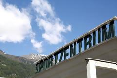 ΣΕ ΕΙΚΟΝΕΣ... ΤΟ Sportzentrum Langenfeld ΠΟΥ ΚΑΝΕΙ ΠΡΟΕΤΟΙΜΑΣΙΑ Ο ΘΡΥΛΟΣ! (PHOTOS)