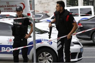 Εξερράγη αυτοκίνητο-βόμβα στην Τουρκία -Ενας πολίτης νεκρός - Φωτογραφία 1