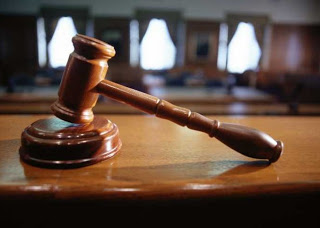 «Μπλόκο» δικαστηρίου σε ζευγάρι δημοσίων υπαλλήλων για ρύθμιση οφειλών - Φωτογραφία 1