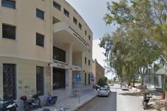 Έχουν μείνει χωρίς δόντια και κάνουν αέρα με τις συνταγές-Ελλείψεις σε γιατρούς και μηχανήματα που κάθονται στο ΠΕΔΥ Πάτρας