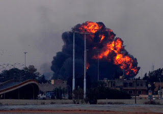 Τέσσερις νεκροί μετά από έκρηξη παγιδευμένου αυτοκινήτου στη Βεγγάζη - Φωτογραφία 1