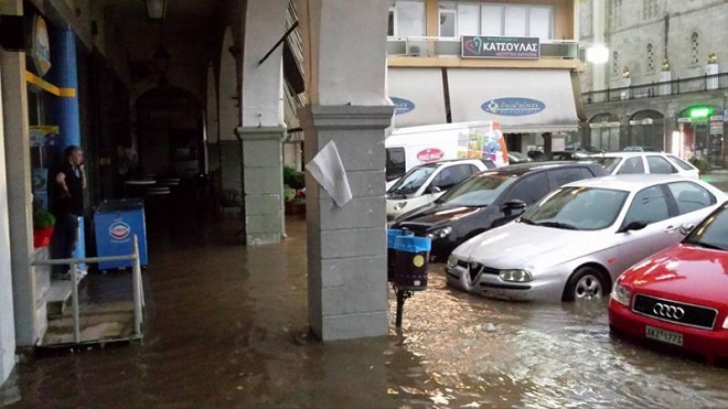 ΣΕ ΚΑΤΑΣΤΑΣΗ ΕΚΤΑΚΤΗΣ ΑΝΑΓΚΗΣ Η ΜΕΓΑΛΟΠΟΛΗ ΛΟΓΩ ΠΛΗΜΜΥΡΑΣ - Φωτογραφία 2