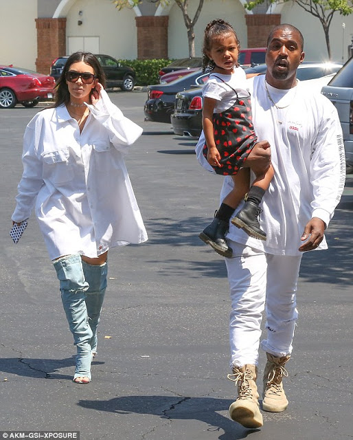 Που πήγε η Kim Kardashian με τον Kanye West και τη North; [photo] - Φωτογραφία 2