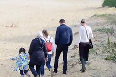 Η Taylor Swift γνώρισε την οικογένεια του Tom Hiddleston [photos]