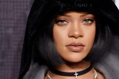 Η Rihanna ντύθηκε Daisy Duke! [photos]