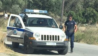 Έλληνας νεαρός αστυνομικός έγινε viral στο twitter με τις... πόζες του [photos] - Φωτογραφία 1