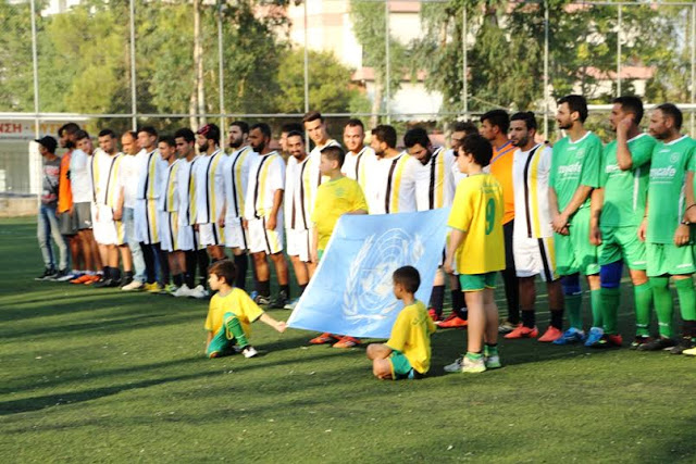 Φιλικός αγώνας ποδοσφαίρου στο Χαϊδάρι για τη στήριξη των προσφύγων - Φωτογραφία 11