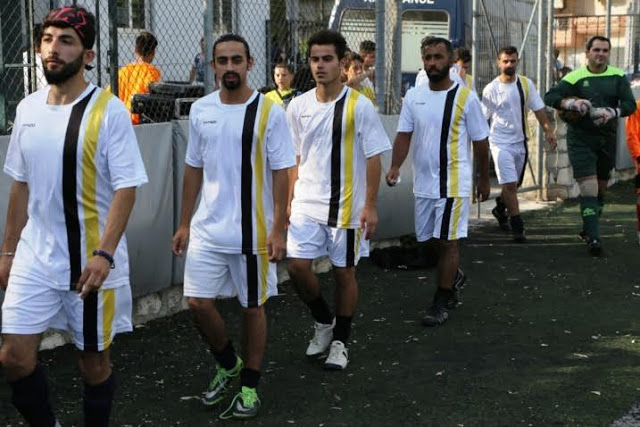 Φιλικός αγώνας ποδοσφαίρου στο Χαϊδάρι για τη στήριξη των προσφύγων - Φωτογραφία 2