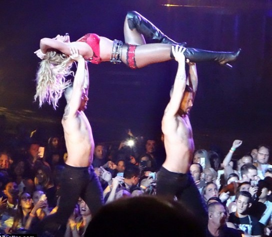 Ολική επαναφορά: H Britney Spears έχει αποκτήσει το ΤΕΛΕΙΟ κορμί - Φωτογραφία 5