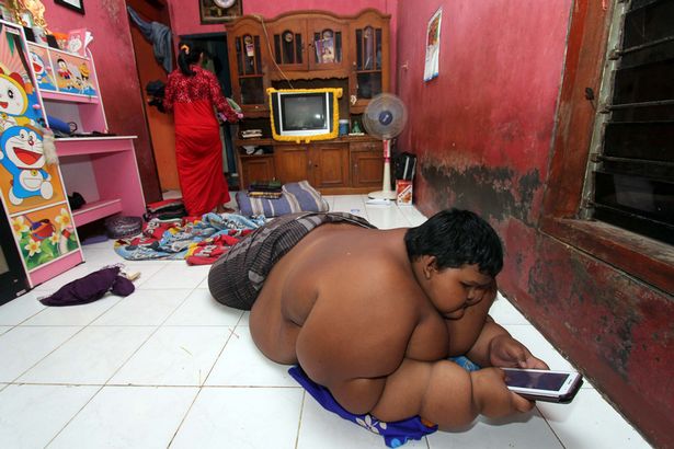 ΣΟΚΑΡΙΣΤΙΚΟ - Το πιο χοντρό παιδί του κόσμου – Στα 10 του ζυγίζει 192 κιλά [photos] - Φωτογραφία 2