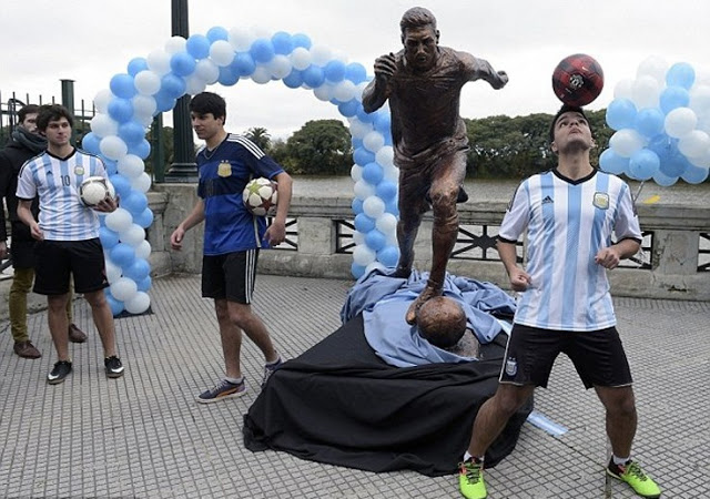 O Mέσι απέκτησε άγαλμα στην Αργεντινή! [photo] - Φωτογραφία 2