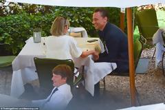 Ρομαντικό τετ α τετ της Taylor Swift και του Tom Hiddleston στη Ρώμη [photos]