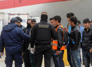 Κοινή Ευρωπαϊκή επιχείρηση επιστροφής παράτυπων μεταναστών στο Πακιστάν - Φωτογραφία 1