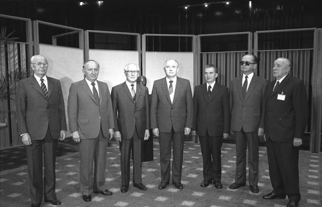25 χρόνια από το τέλος του Συμφώνου της Βαρσοβίας - Φωτογραφία 1
